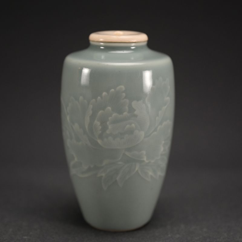The Kura - Japanese Art Treasures online catalog - Antiques The Kura - Japanese Art Treasures online catalog - Antiques