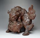 Antique Japanese Bizen Shishi Saikumono Object
