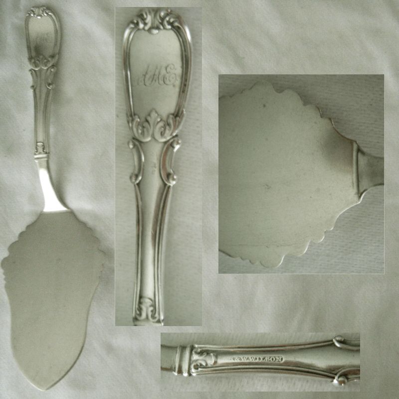 R. &amp; W. Wilson &quot;Leaf &amp; Scroll&quot; Heavy Coin Silver Pie Server