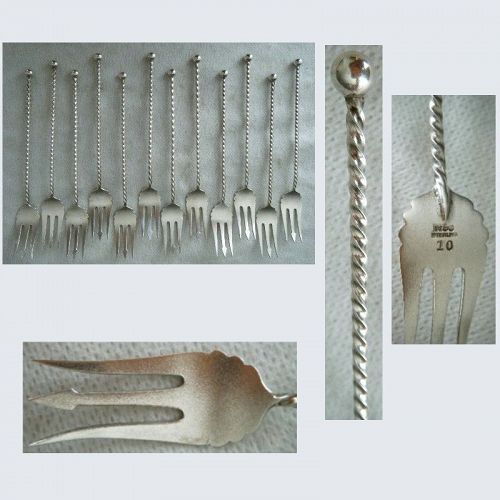 Gorham 'No. 10' Twist Stem Set of 12 Sterling Silver Oyster Forks