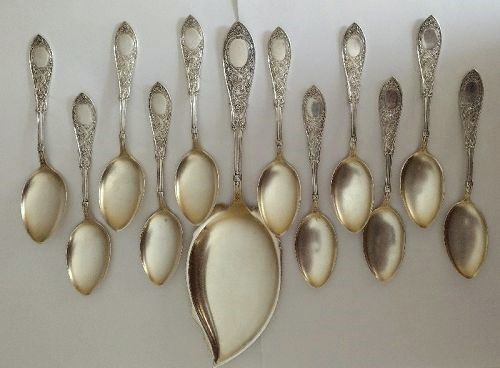Whiting 'Arabesque' Sterling Silver Ice Cream Server with 11 Spoons