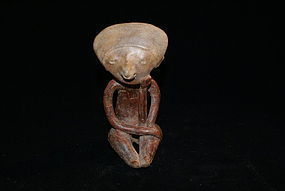 Pre-Columbian Chinesco Seated Figure. Rare Type ‘C’