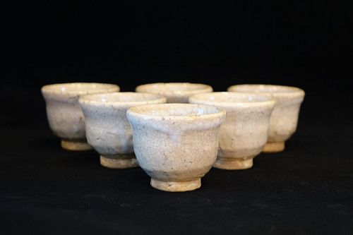 11th Saka Koraizaemon (1912-1981) Six Vintage Japanese Teacups of Hagi