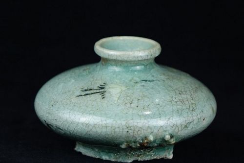 Goryeo Dynasty (12th/13th century) Korean Celadon Oil Bottle