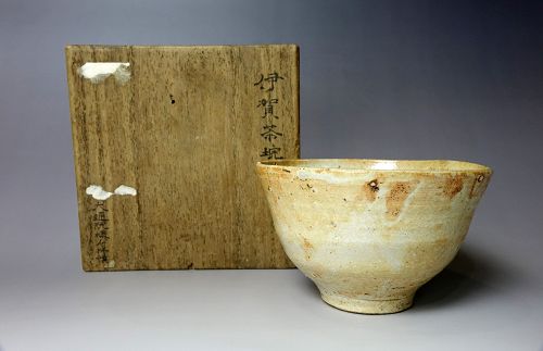 Edo Period (1603-1868) Iga Chawan with old box