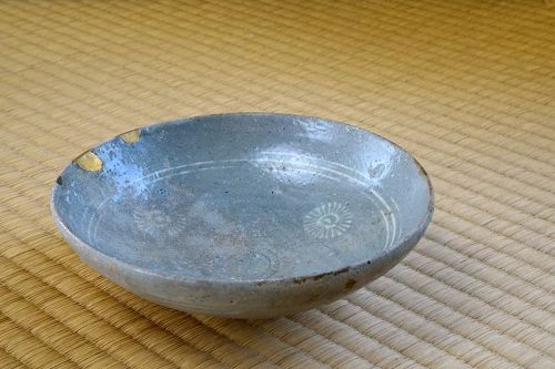 Late Goryeo Dynasty (14c or earlier) Korean Blue Celadon Bowl