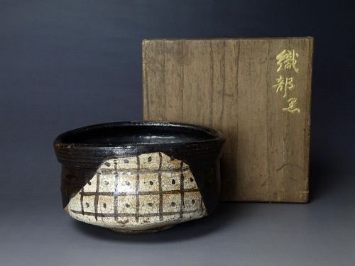 Late Edo to Meiji period (19c) Kuro Oribe Chawan