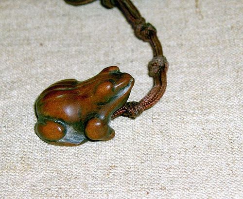 China old wooden frog toggle