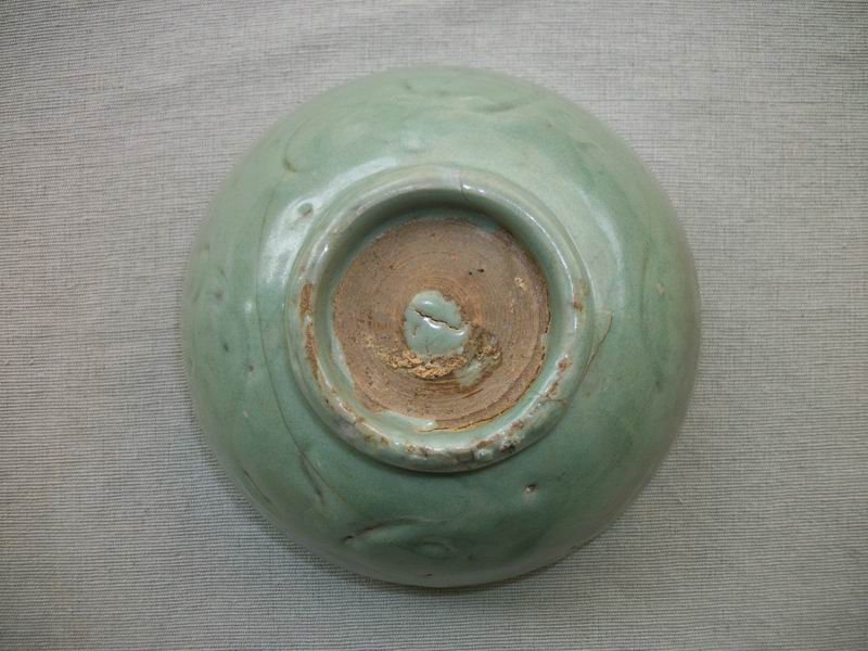 Long Quan Celadon Bowl Ming Dynasty