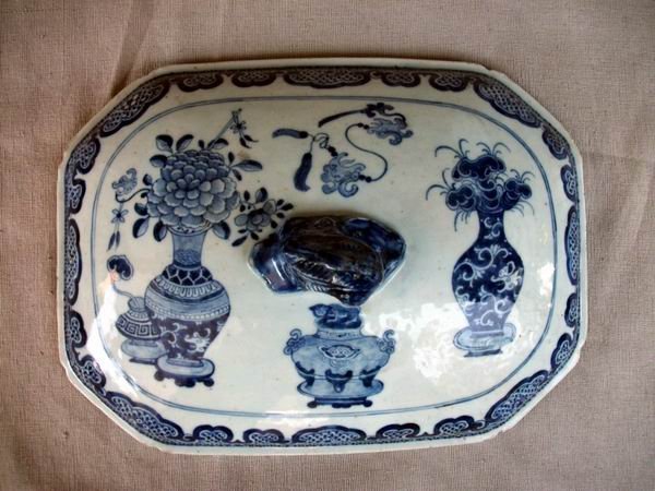COVER OF EXPORT SAUCE TUREEN QING DYNASTY