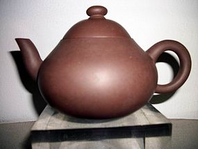 CHINESE YIXING TEAPOT