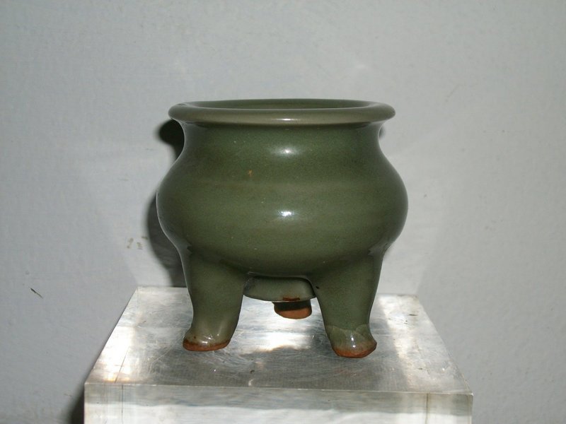 SONG/YUAN CELADON CENSER