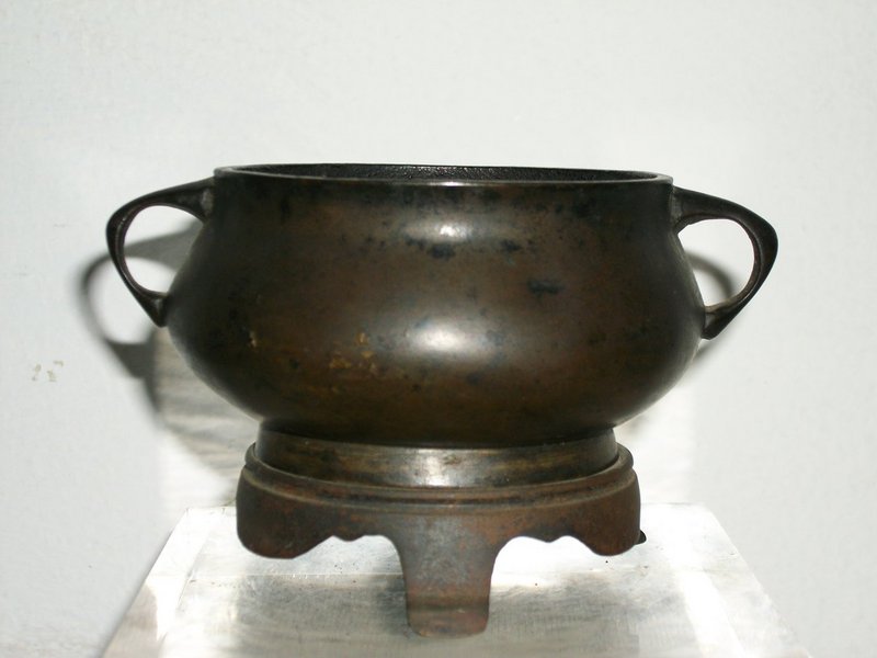 CHINESE BRONZE CENSER