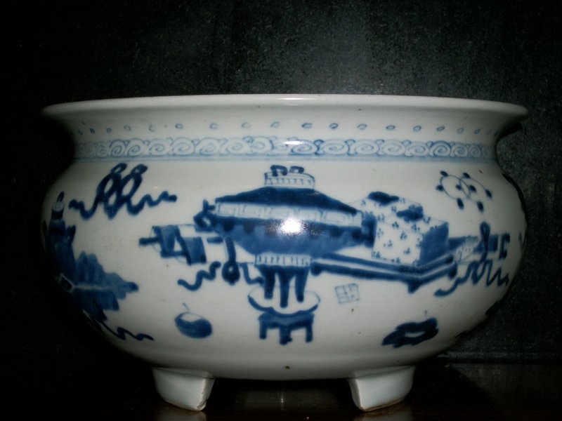 CHINESE B/W CENSER