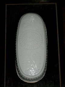 CHINESE QINGBAI COVERED BOX