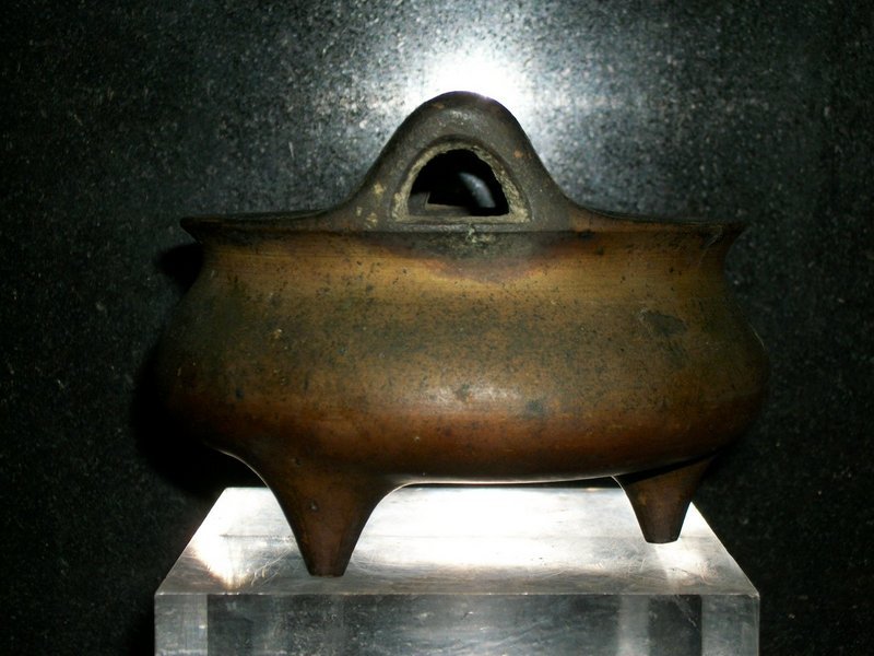 CHINESE BRONZE CENSER