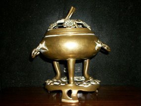 CHINESE BRONZE CENSER