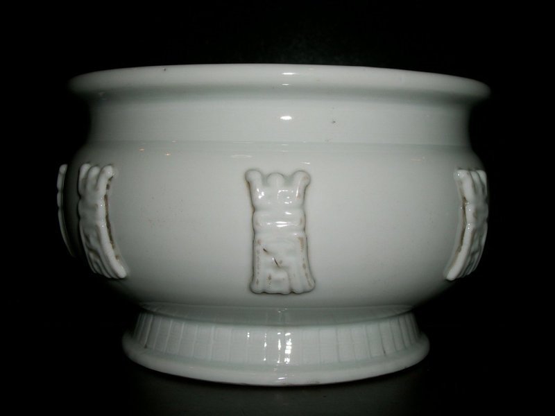 CHINESE BLANC DE CHINE CENSER