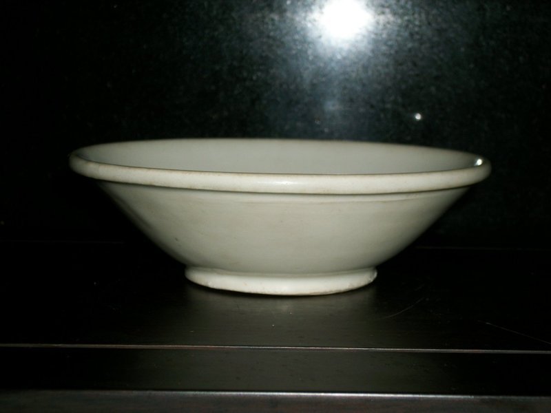 CHINESE XING WARE BOWL