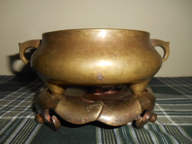 CHINESE BRONZE CENSER