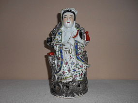 FAMILLE ROSE KWAN YIN FIGURINE