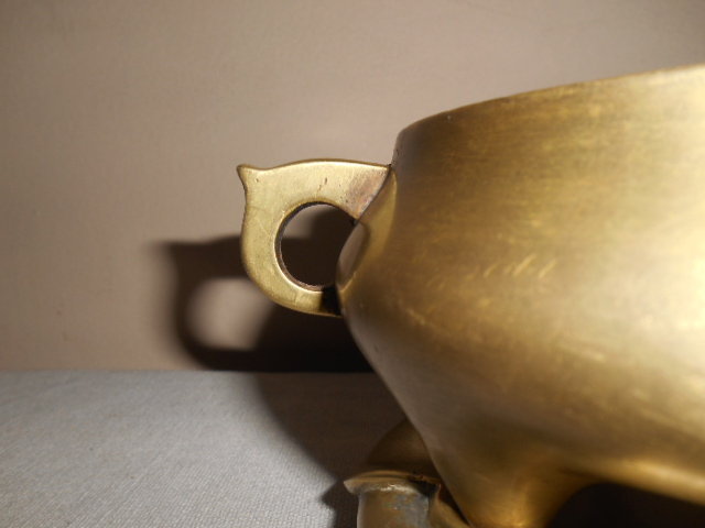 CHINESE BRONZE CENSER