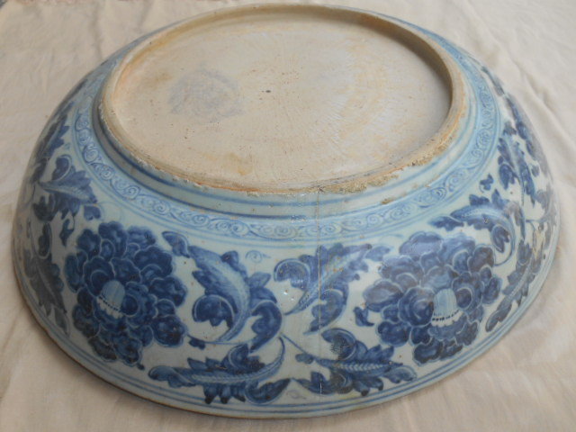 MING BLUE AND WHITE PLATE