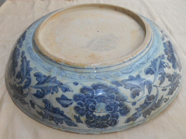 MING BLUE AND WHITE PLATE