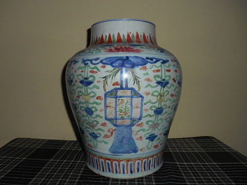 CHINESE WUCAI BALUSTER JAR