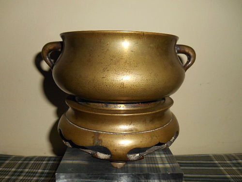 CHINESE BRONZE CENSER