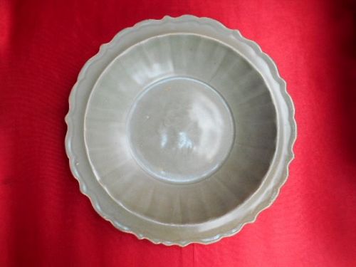 YUAN/MING LONGQUAN CELADON PLATE