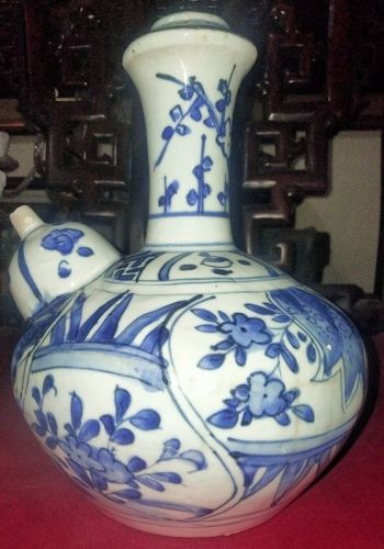 MING BLUE & WHITE EWER