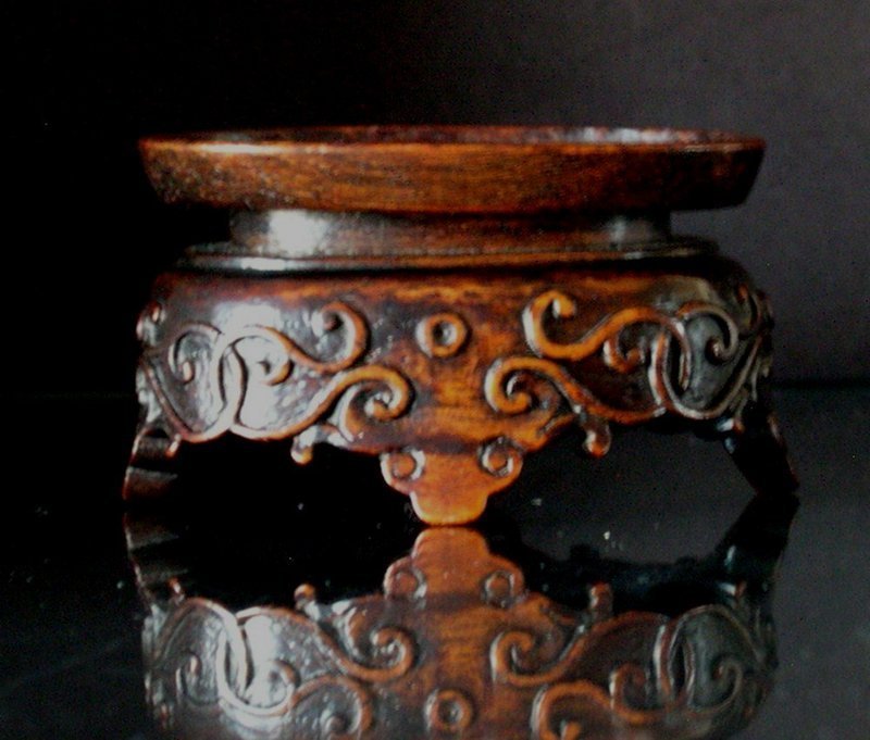Chinese jade libation cup 17C.