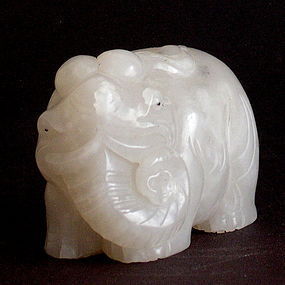 Chinese jade fine carving of elephant