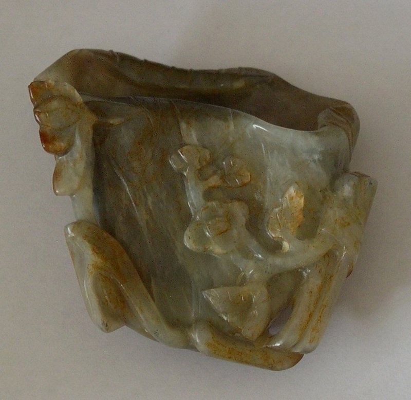 Chinese jade carving of a lotus pod 17/18 C.