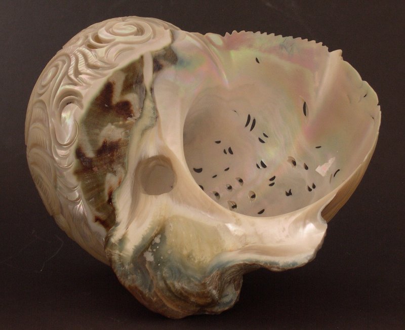 Chinese antique pearl shell carved and pierced