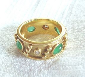 Vintage Etruscan 18K Emerald Diamond Eternity Ring