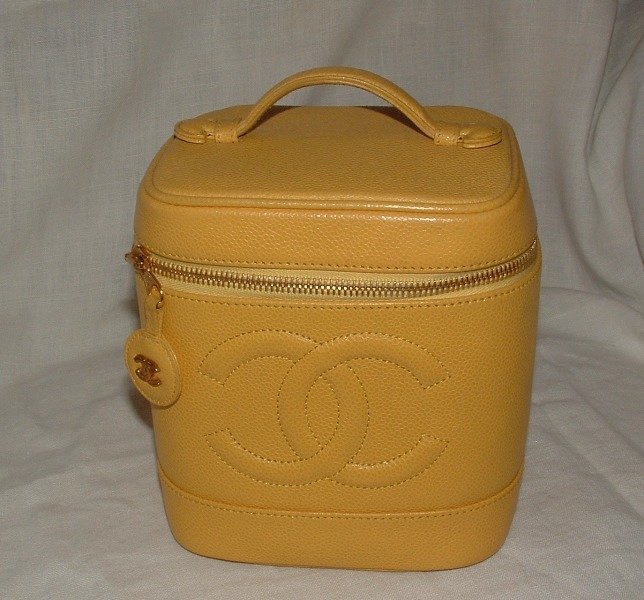 Authentc CHANEL Yellow Caviar Leather Cosmetic Case Bag