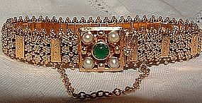 14K Yellow Gold Bracelet with Jade Pearl Clasp