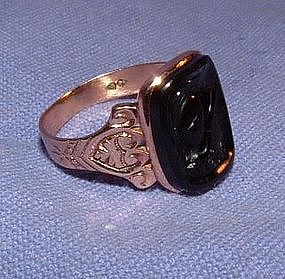 Victorian 14K Yellow Gold Black Intaglio Ring