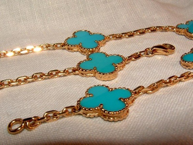 Van Cleef &amp; Arpels 18K Turquoise Alhambra Necklace