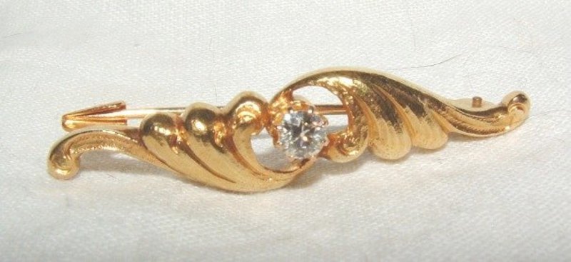 Art Nouveau 14K Gold Diamond Brooch
