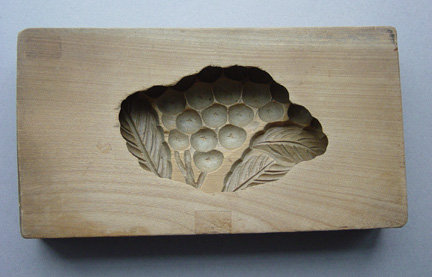 Kashigata, Wooden Sweet Mold, Biwa (Loquat) Motif