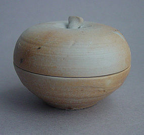 Kogo, Incense Container, Apple Shape, George Gledhill