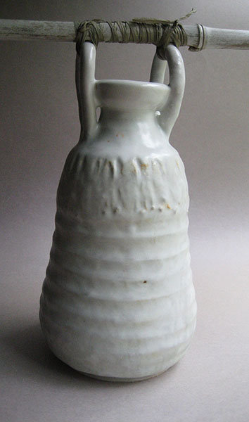 White Shino Vase, by Sachiko Furuya