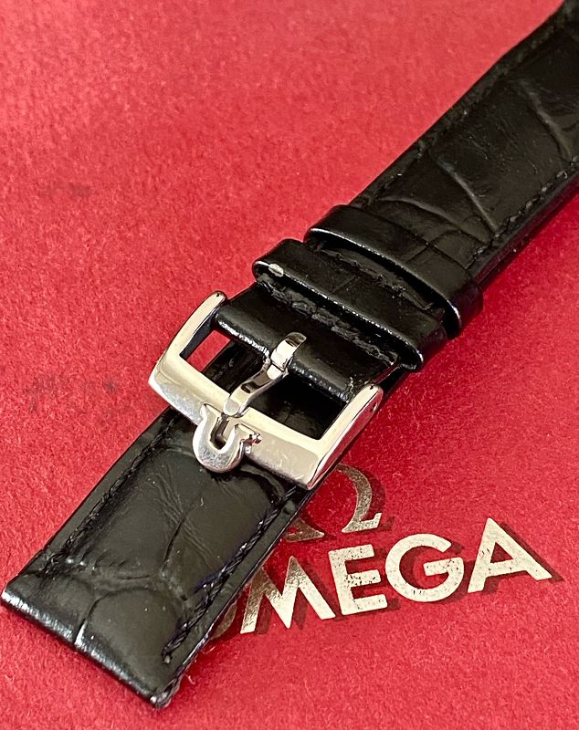 OMEGA Speedmaster Model 20mm Croco Black Strap Steel Omega Buckle