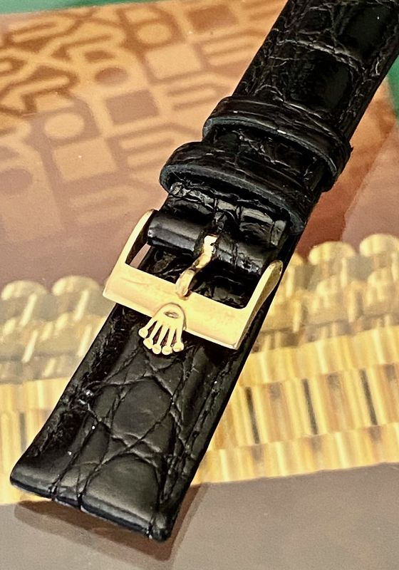 ROLEX 18k Yellow Gold 16mm Logo Buckle 19mm Black CROCODILE Strap