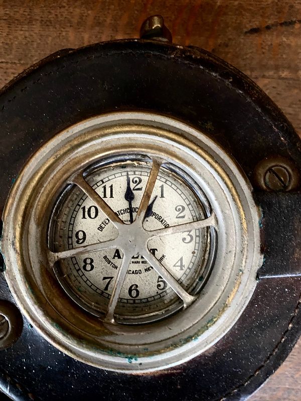 DETEX GUARDSMAN STATION CLOCK WITH LEATHER COVER, STRAP &amp; KEYS 1924