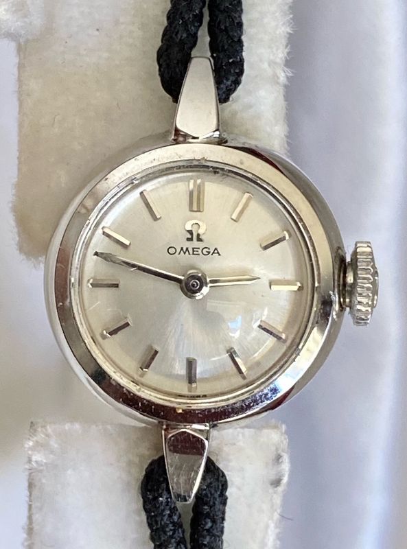 OMEGA Ladies 14k WHITE GOLD General CIGAR, Inc. 1/4 Century Retirement