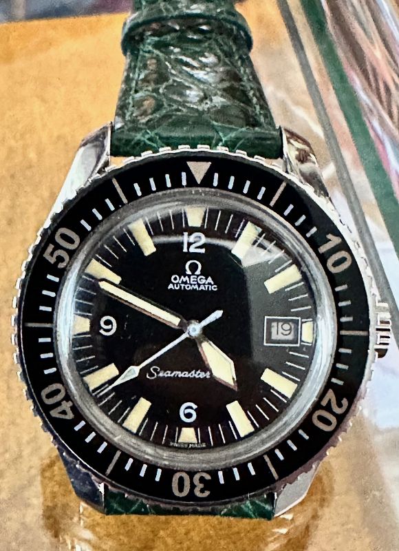 OMEGA Seamaster 300 DATE AUTOMATIC Caliber 562 Ref. 166.024.65 C:1963